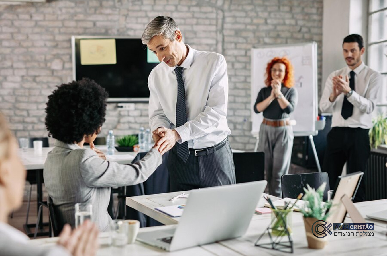 Mantenha a Ética Cristã nos Negócios. Um Guia para Empreendedores de Fé